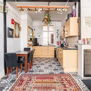 https://hideaway-in-the-centre-of-brighton.brighton-hotels-england.com